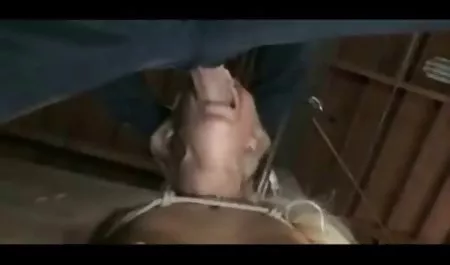 Liseli sarışın Kaylee Hilton gibi full sex film izle