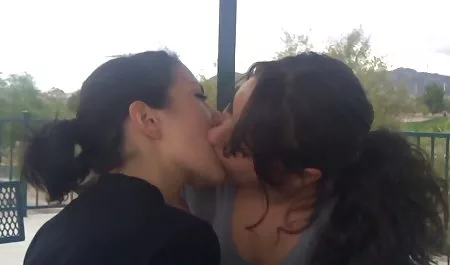 Eski kız erotik sex pornoları arkadaşı POV