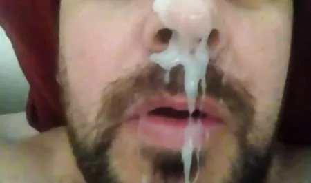 Minyon Rus denizaltısı onu master tarafından cezalandırılır gerçek erotik videolar