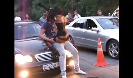 İki kız bi-bi-si becerdin amatör erotik video