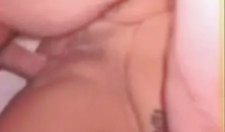 Büyük türk erotik liseli doğal göğüsleri ile oynamak ben ise kendimi