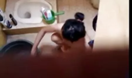 Asyalı Erkek Asyalı Kız erotik kısa video kaldırarak ...