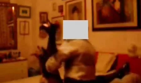 Babalar uzun erotik videolar kızlarını değiştirme