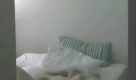 Süper adult erotik video seksi uzun saçlı Lehçe Striptiz ve Mastürbasyon